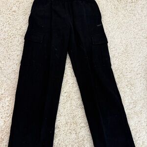 Aritzia black cargo sweatpants